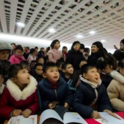 《浴室吃奶》韩国电影：独特题材下的情感探索与社会隐喻
